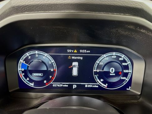 Used 2023 Mitsubishi Outlander SE image 18