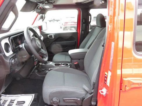 New 2026 Jeep Wrangler Unlimited Sport AWD/4WD image 13
