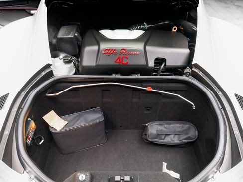 Used 2015 Alfa Romeo 4C Coupe w/ Leather Interior Group image 36