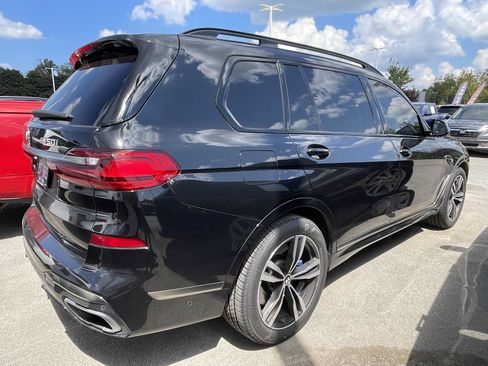 Used 2022 BMW X7 M50i w/ Luxury Seating Package AWD/4WD image 6