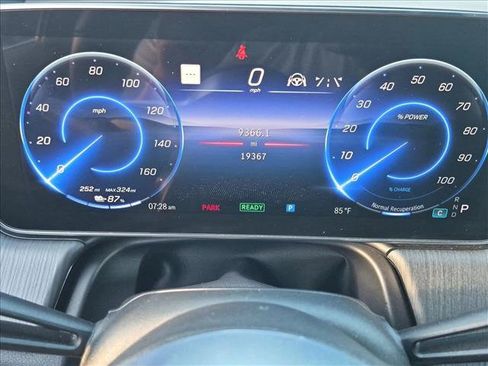 Used 2023 Mercedes-Benz EQE 350+ SUV image 11
