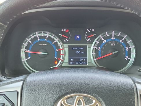 Used 2016 Toyota 4Runner Limited AWD/4WD image 24