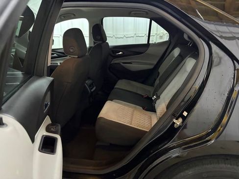 Used 2022 Chevrolet Equinox LS w/ LS Convenience Package FWD image 15