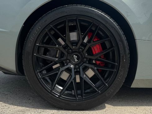 Used 2023 Chevrolet Corvette Stingray Premium Cpe w/ Z51 Performance Package image 57