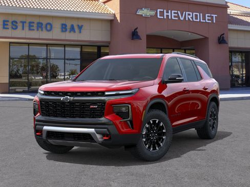 New 2026 Chevrolet Traverse Z71 w/ Driver Confidence Package AWD/4WD image 6