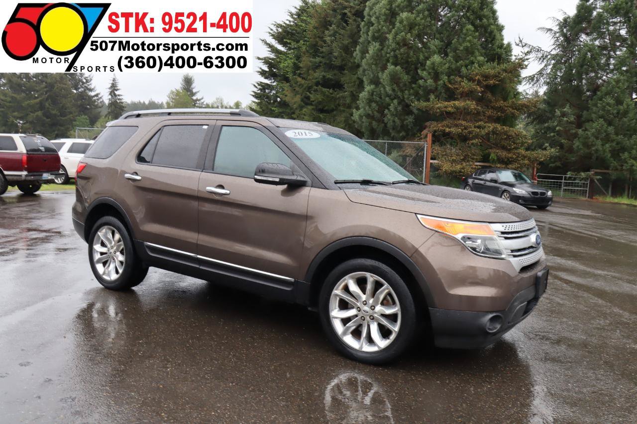 Used 2015 Ford Explorer XLT w/ Equipment Group 202A AWD/4WD image 10