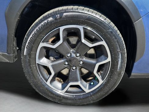 Used 2013 Subaru Crosstrek 2.0i Limited AWD/4WD image 32