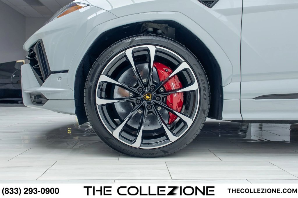 Used 2024 Lamborghini Urus S AWD/4WD image 11