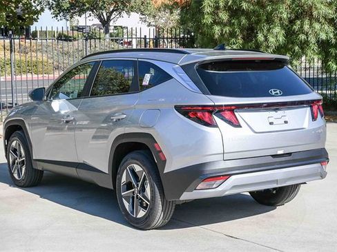 New 2025 Hyundai Tucson SEL image 7