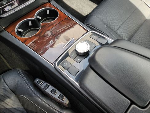 Used 2014 Mercedes-Benz E 550 Coupe image 18