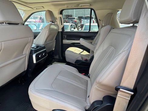 Used 2024 Ford Expedition Max Limited AWD/4WD image 29