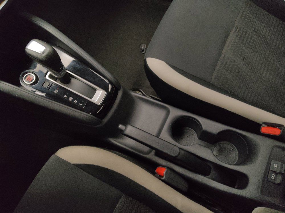 Used 2021 Nissan Versa SV FWD image 26
