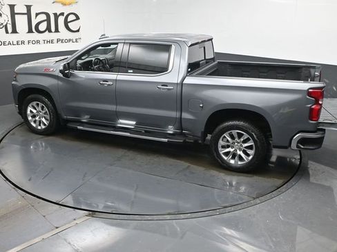 Used 2021 Chevrolet Silverado 1500 LTZ image 39