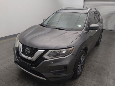 Used 2019 Nissan Rogue SV w/ Sun & Sound Touring Package FWD image 15