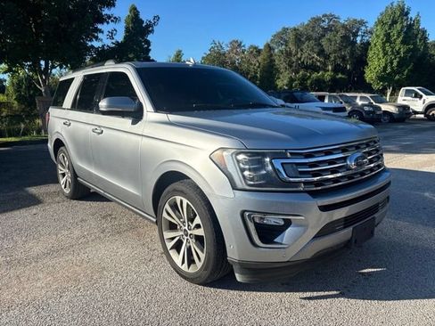 Used 2020 Ford Expedition Limited w/ Equipment Group 302A RWD image 3