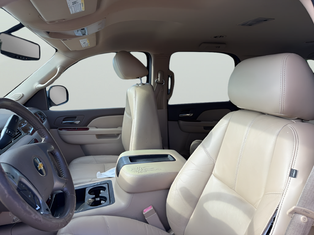 Used 2011 Chevrolet Tahoe LT w/ Texas Edition RWD image 18