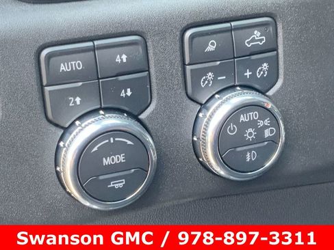 New 2025 GMC Sierra 1500 Elevation w/ Preferred Package image 18