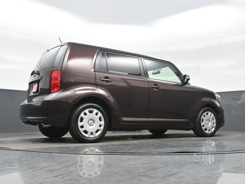 Used 2009 Scion xB image 29