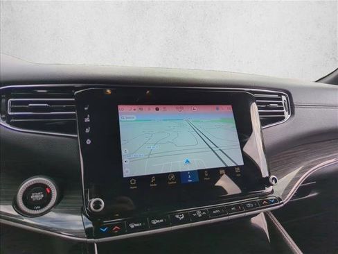 Used 2022 Jeep Wagoneer Series III image 10