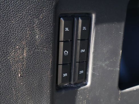 Used 2024 Ford Expedition Limited image 26