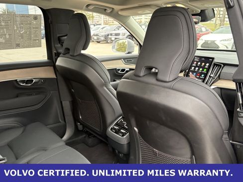 Certified 2025 Volvo XC90 B6 Plus image 35