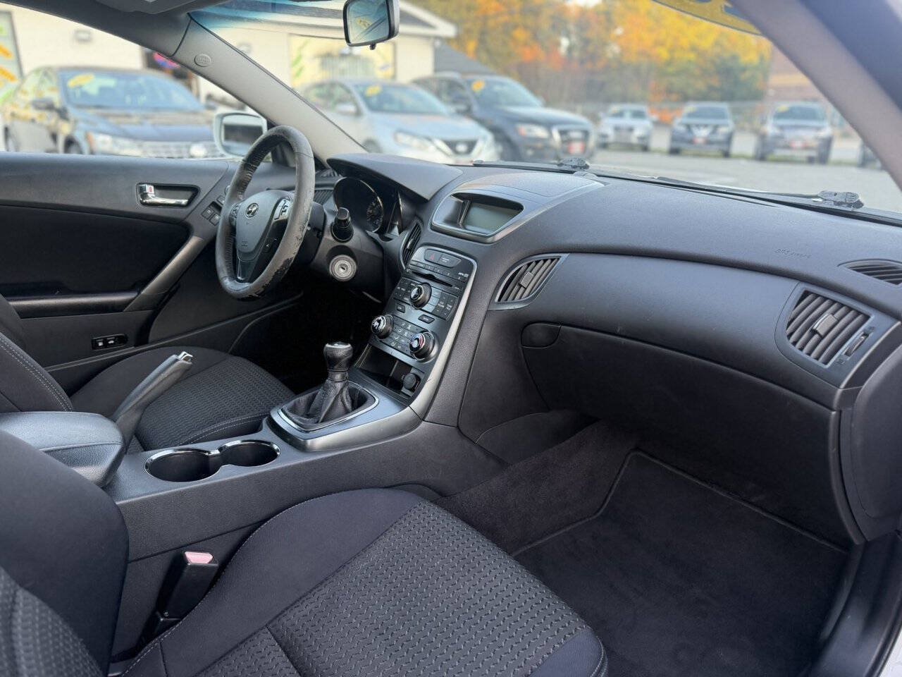 Used 2012 Hyundai Genesis 2.0T RWD image 24