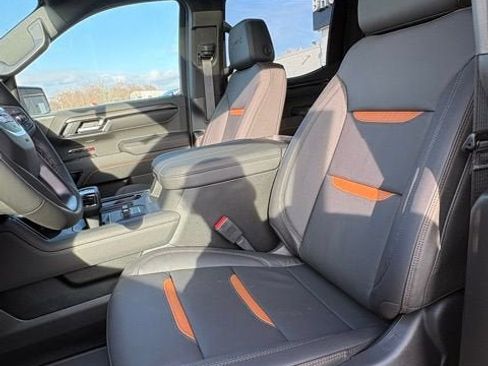 New 2026 GMC Sierra 1500 AT4 w/ Technology Package image 12