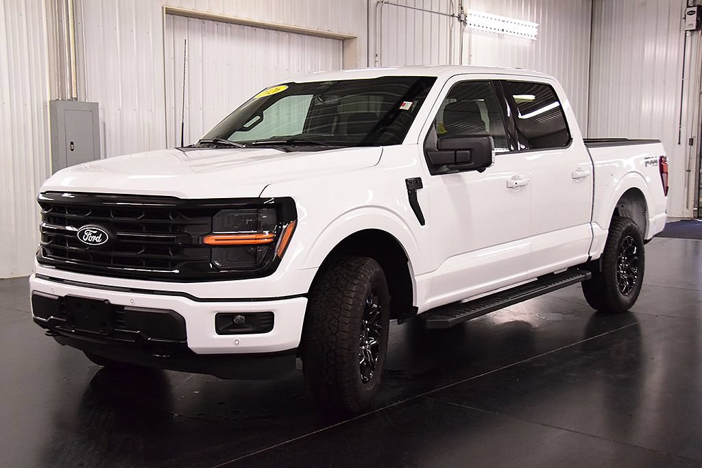 New 2026 Ford F150 XLT w/ Equipment Group 302A MID AWD/4WD image 3