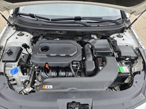 Used 2016 Hyundai Sonata Sport w/ Option Group 03 FWD image 32