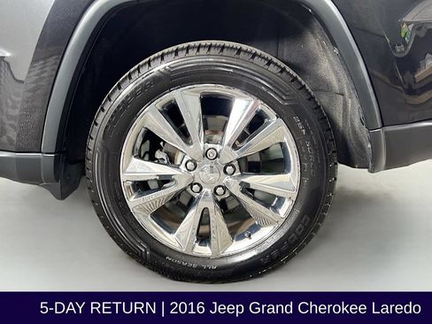 Used 2016 Jeep Grand Cherokee Laredo w/ Quick Order Package 23E AWD/4WD image 33