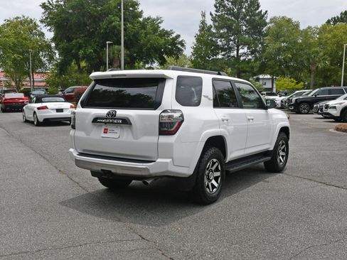 Certified 2024 Toyota 4Runner TRD Off-Road Premium w/ Moonroof Package AWD/4WD image 4