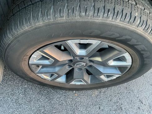 Used 2023 Nissan Titan Platinum Reserve w/ Moonroof Package image 10