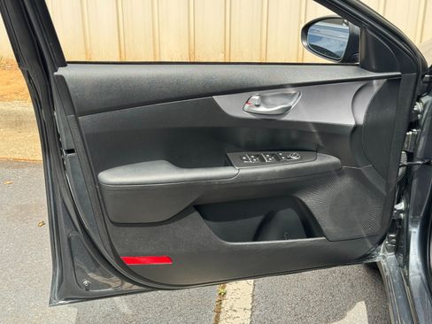 Used 2024 Kia Forte LXS FWD image 34