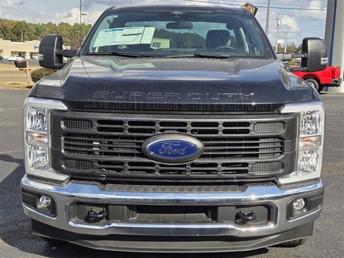 New 2025 Ford F350 XL w/ XL Chrome Package image 2