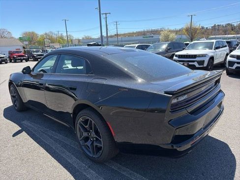 New 2026 Dodge Charger Scat Pack w/ Blacktop Package AWD/4WD image 5