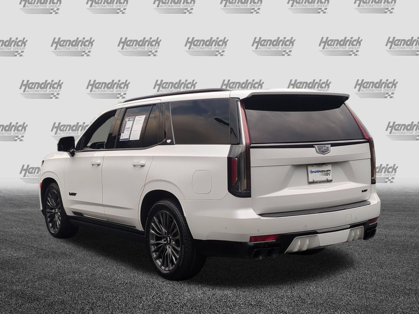Used 2023 Cadillac Escalade V AWD/4WD image 8