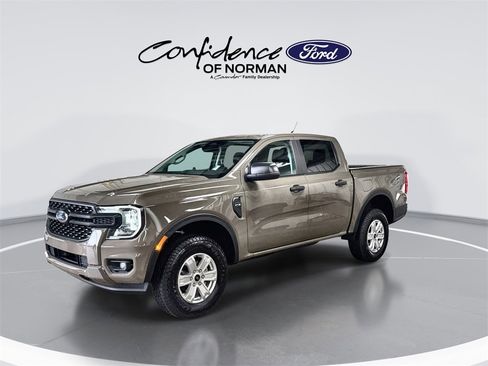 Used 2025 Ford Ranger XL image 4