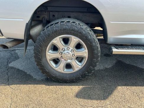 Used 2018 RAM 2500 Big Horn image 15