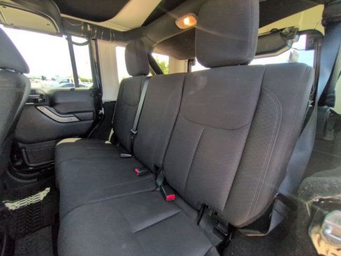 Used 2016 Jeep Wrangler Unlimited Sport AWD/4WD image 16