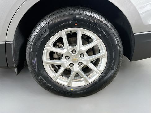 Used 2024 Chevrolet Equinox LT image 28