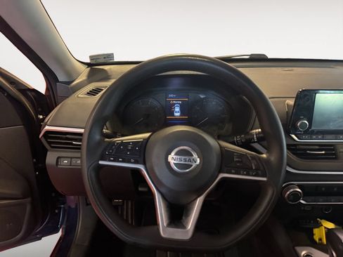 Used 2021 Nissan Altima 2.5 S FWD image 12