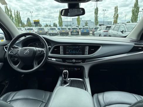 Used 2018 Buick Enclave Premium w/ Experience Buick Package AWD/4WD image 11
