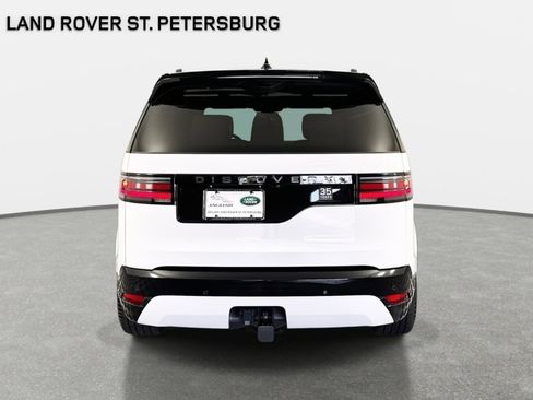 Used 2025 Land Rover Discovery Dynamic SE AWD/4WD image 6
