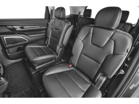 Used 2025 Kia Telluride S FWD image 16