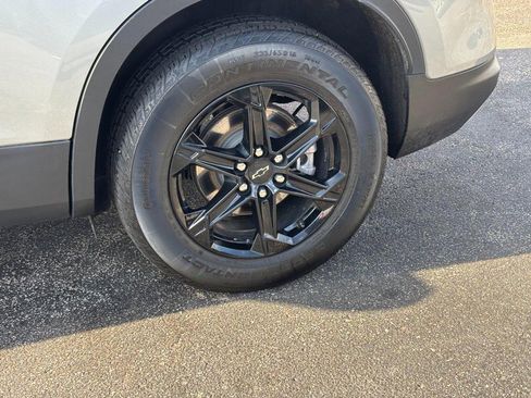 Certified 2024 Chevrolet Blazer LT w/ Convenience Package image 9