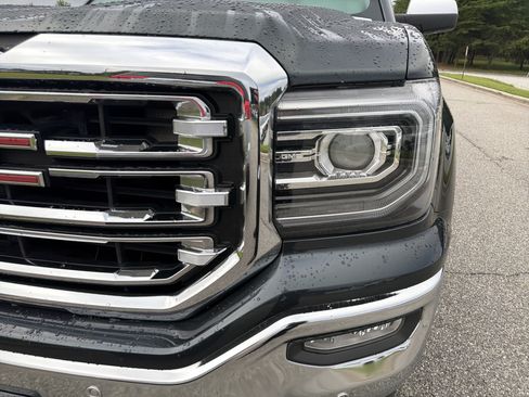 Used 2018 GMC Sierra 1500 SLT AWD/4WD image 6