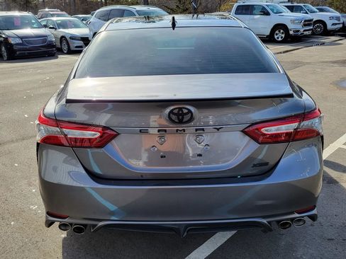 Used 2019 Toyota Camry XSE image 12
