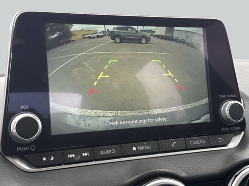 Used 2025 Nissan Sentra SR FWD image 29