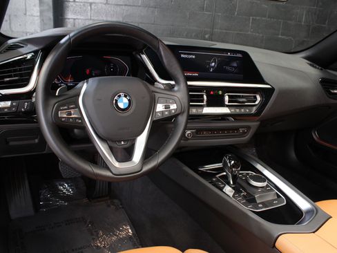 Used 2022 BMW Z4 sDrive30i w/ Driving Assistance Package image 33