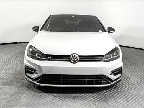 Used 2018 Volkswagen Golf R 4-Door AWD/4WD image 12